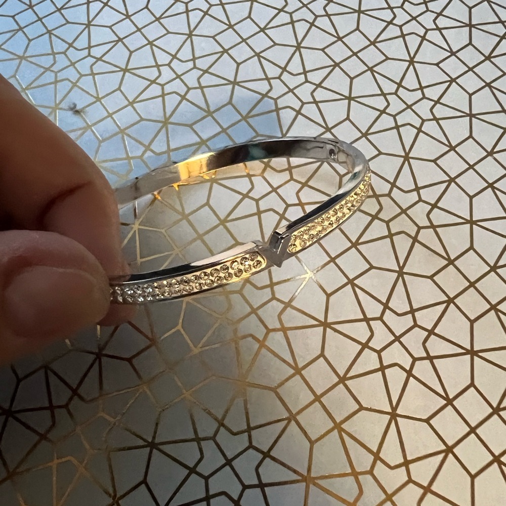 Vintage silver tone crystal bracelet
